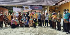 Camat Way Kenanga Tubaba Launching Buku Pantun (Mediajagoan