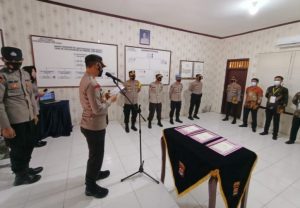 Kapolres Tubaba Pimpin Langsung Upacara Penandatanganan Fakta Integritas Calon Anggota Polri TA. 2021/2022