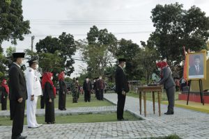 Bupati Dr.(Cand) Hj. Winarti, S.E.,M.H. Lantik Lima Kepala Dinas Dilingkup Pemkab Tulang Bawang