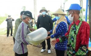 Bupati Umar Ahmad,S.P. Hadir dan Berikan Sambutan di Moment Penebaran Benih Ikan Baung dan Jelabat