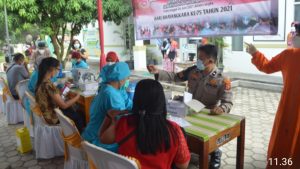 Kegiatan Vaksinasi Covid-19 di Hari Bhayangkara Ke-75  Hi.Fatoni, S.Kep.,M.M., Pantau Langsung, Berikut Hibauannya