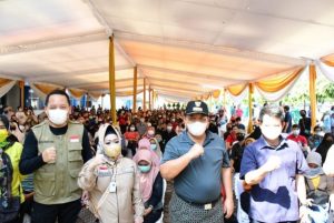 Masyarakat Ikut Vaksin Covid-19 Diapresiasi Gubernur Lampung Arinal Djunaidi