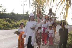 Di Sai Bumi Nengah Nyappur,Budaya dan Tradisi Beraneka Ragam