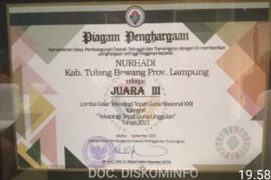 Bupati Tuba Terima Penghargaan Pemenang Juara III Tehnologi Tepat Guna Unggulan 2021