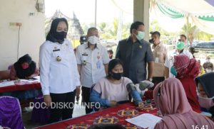 Bupati Tulang Bawang Dr.Hj.Winarti,SE.MH Tinjau Empat Titik Vaksinasi, Disini Tempatnya