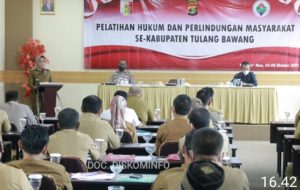Bupati Tuba Dr.Hj.Winarti,SE.MH. Hadiri Pembukaan Pelatihan Hukum dan Tinjau Taman Seribu Bunga