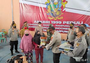 Kapolres AKBP Hujra Soumena,SIK.,MH.: AKABRI 1999 Gelar Vaksinasi Merdeka Lampaui Target, Ini Doorprizenya