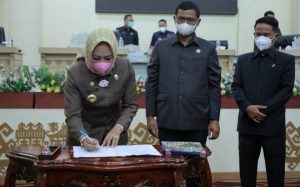 DPRD Tulang Bawang Gelar Rapat Paripurna Pengesahan APBD TA.2022