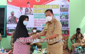 Sekda Ir.H.Antoni,M.M. Wakili Bupati Winarti Hadiri Kegiatan Serah Terima Kunci Bantuan Bedah Rumah Oleh BAZNAS