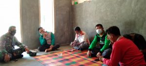 Laksanakan Perintah Komando Atas, Babinsa Desa Aji Jaya Himbau Masyarakat Jaga Kebersihan