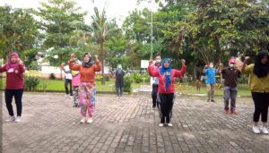 Kesbangpol Tuba Lakukan Kegiatan Senam Sicita !             Hamami Ria : Untuk Tingkatkan Imunitas agar Tubuh Sehat