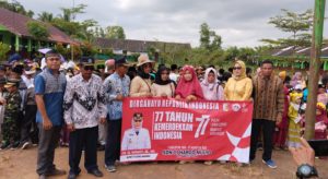 SD 01 Hargo Mulyo Gelar Karnaval di HUT-RI Ke-77, Jumadi : Pengenalan Busana Adat pada Anak Didik