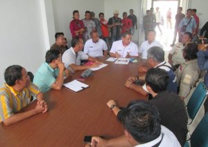 Ada Apa ? Ramai-Ramai Wartawan Tuba Barat Lampung Sambangi Kantor Diskominfo, Pj Bupati Katakan Ini