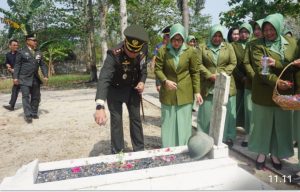 HUT TNI Ke-78 Kodim 0426 Tuba Gelar Ziarah Tabur Bunga di Makam Pahlawan, Ini Yang di Kenang