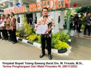 Pj Bupati Tuba Barat Lampung “Firsada”Terima Penghargaan dari Wakil Presiden RI