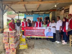 Peduli Kepada Korban Banjir, PMI Lam Tim Salurkan Bantuan