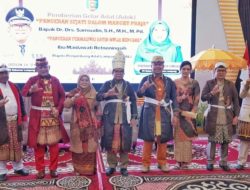 Pj. Gubernur Lampung Samsudin dan Istri Terima Gelar Ini dari MPAL