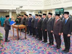 Pj Gubernur Lampung Lantik 12 Pejabat, Ini Nama dan Posisi