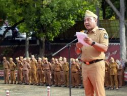 Ini Bunyi Wabup Lam Sel “Syaiful Anwar” Lantun Pantun di Perdana Pimpin Apel Mingguan